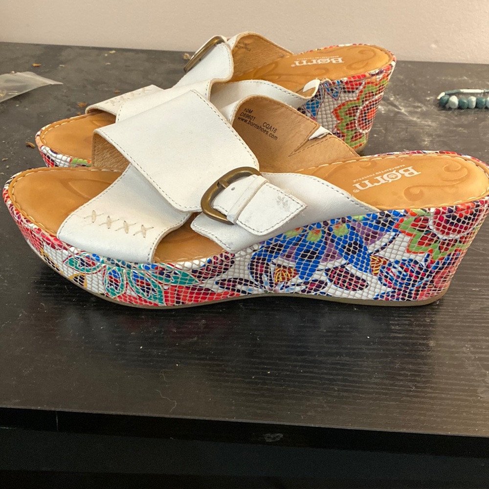 Born Handcrafted Footwear Sandals Flower Print